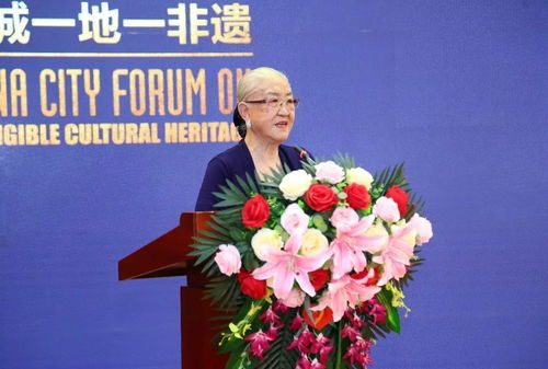 非遺之光耀神州 耿瑩會(huì)長(zhǎng)出席中國(guó)非遺城市論壇發(fā)表‘非同平凡’演講